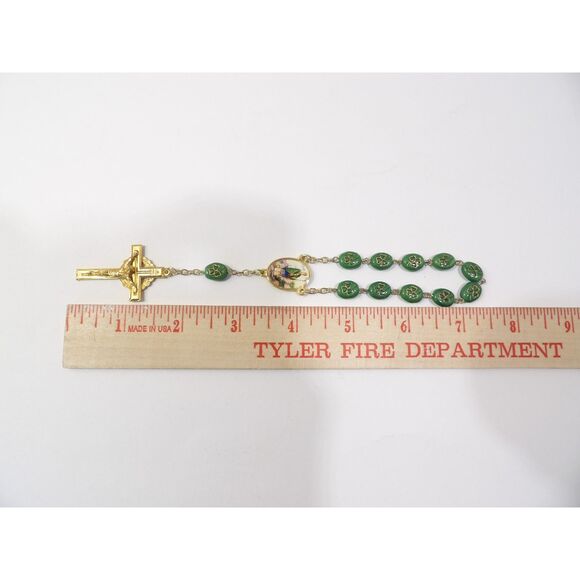 Irish shamrock St. Patrick rosary bracelet green glass beads, crucifix - Picture 4 of 12